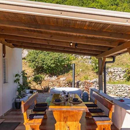 Mystic Place With Jacuzzi And Sea View - Happy Mošćenička Draga